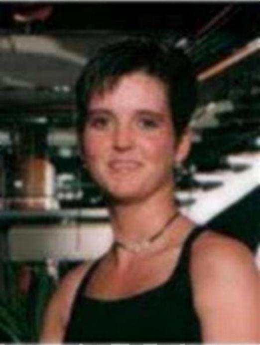 FBI photo of AMY LYNN BRADLEY