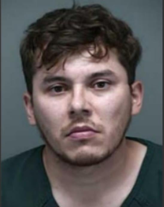 FBI photo of ROBINSON ANDRES CAMACHO-RODRIGUEZ