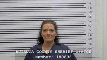 Mugshot of ANGELA M THOMAS