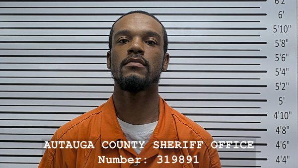 Mugshot of DOMINIQUE LAMONT HOLMES