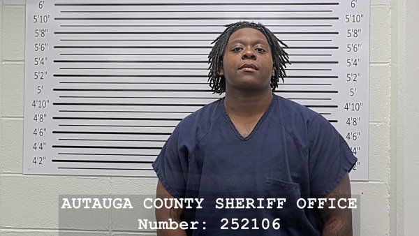 Mugshot of ELIJAH N IKAYLIA GILDER
