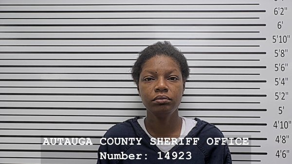 Mugshot of RAECHELLE SHAQUORIA MARSHALL