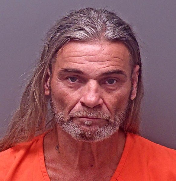 Mugshot of CARL WAYNE LOWE