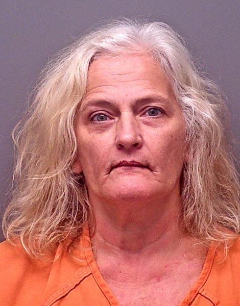 Mugshot of STACY LOUISE HALSTEAD