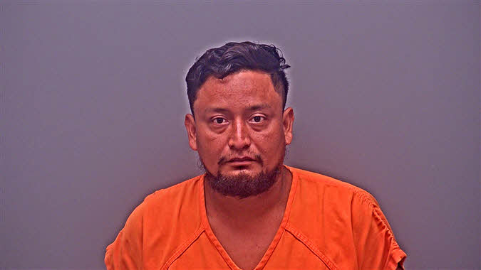 Mugshot of REYMUNDO RUIZ DOMINGUEZ