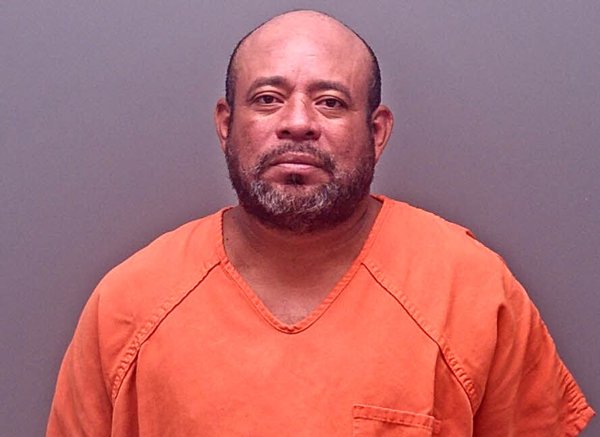 Mugshot of CARLOS ENRIQUE UCLES-GUEVARA