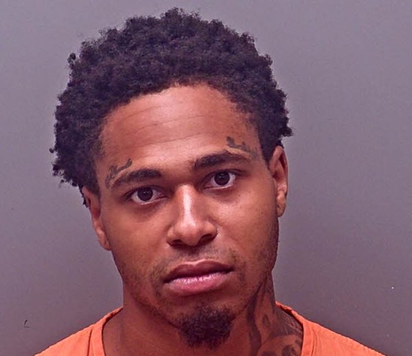 Mugshot of DEMORRIST DAMOND SHAW