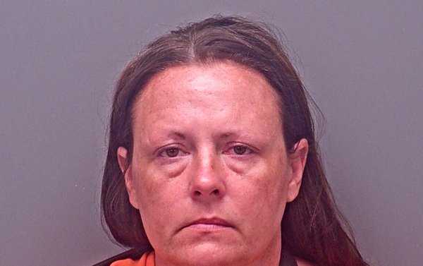 Mugshot of LAUREN M SIMS