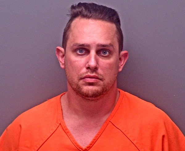 Mugshot of ROBERT EDWARD KENNELL
