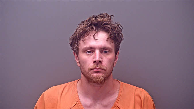 Mugshot of DUSTIN DEWAYNE GILBERT