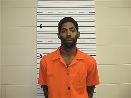 Mugshot of CARDERECKO MAYE