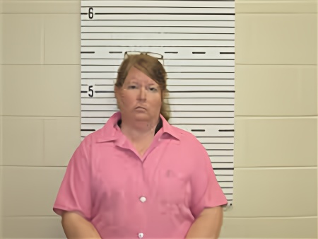 Mugshot of TINA BULLOCK