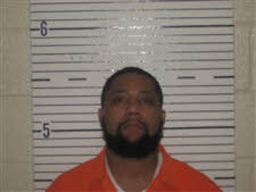 Mugshot of THERON e RILEY