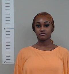Mugshot of SARIYAH HIGGENBOTTOM