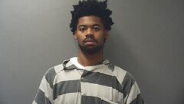 Mugshot of LARMARION BETHANY