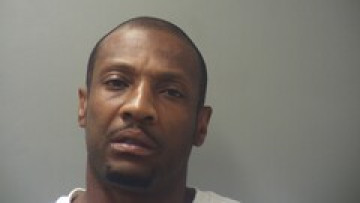 Mugshot of MONTOYIUS MOORE