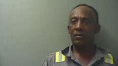 Mugshot of CEDRIC HOLLOMAN