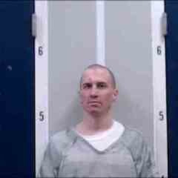 Mugshot of BRANDON L CROFT