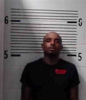Mugshot of EVERETT