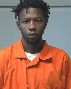Mugshot of TAVORIS MONTGOMERY