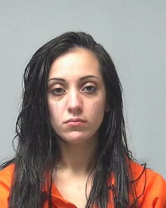 Mugshot of COURTNEY MILLS