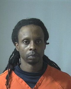 Mugshot of MAURICE LEWIS