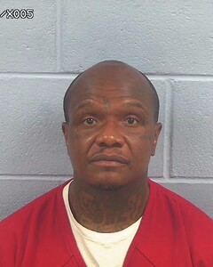 Mugshot of MANDRAL SWAIN