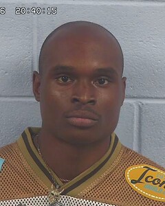 Mugshot of MARCO LOYD
