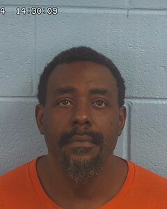 Mugshot of MARLON BLOUNT