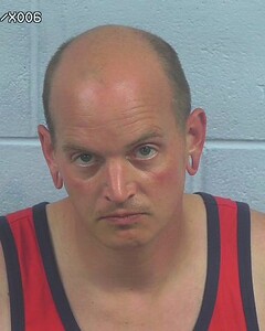 Mugshot of JUSTIN MAXWELL