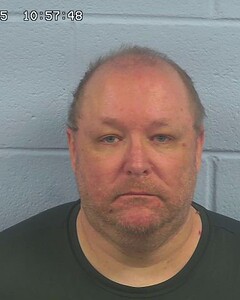 Mugshot of EDWARD HUNT