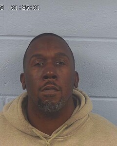 Mugshot of COREY CARLISLE