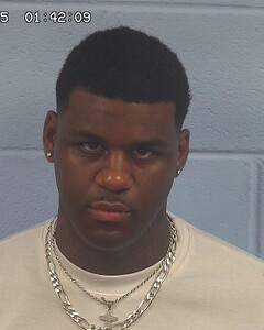 Mugshot of QUONTAVIUS WILLIAMS