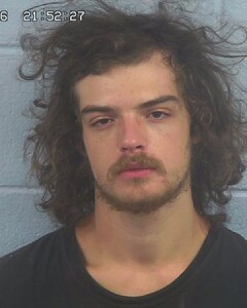 Mugshot of BRAYDEN BAKER