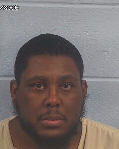 Mugshot of WAYNE LYNN