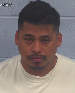Mugshot of JORGE ALEXIS CAMPOS DOLORES