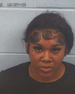 Mugshot of SHUN'DERRICKA PEOPLES