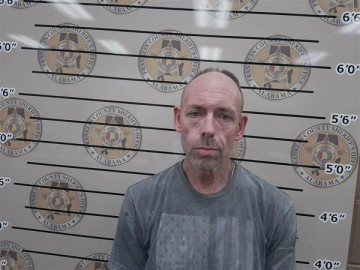 Mugshot of NICHOLAS SUTHERLAND