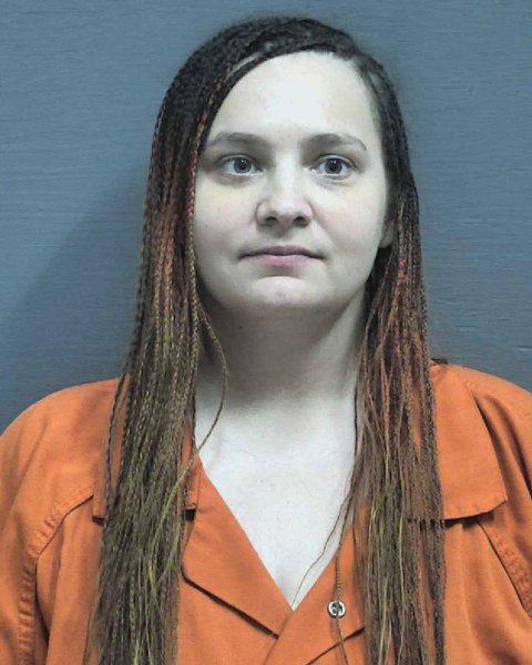 Mugshot of Amanda Lynn Benton