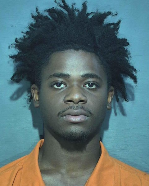 Mugshot of Taeshawn Orion Rogers