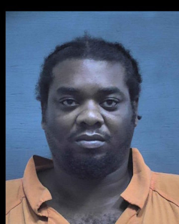 Mugshot of Aaron Michael Thomas