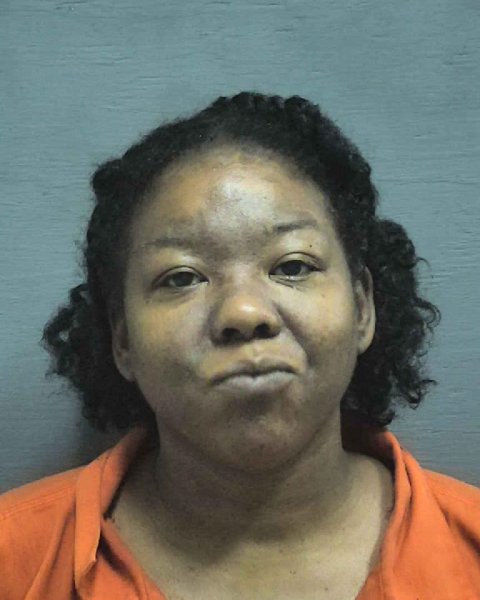 Mugshot of Shannon Louise Carroll