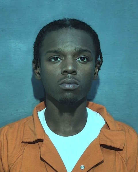 Mugshot of Keymondtrae Feyshaun Blandenburg