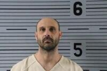 Mugshot of JONATHAN THOMAS