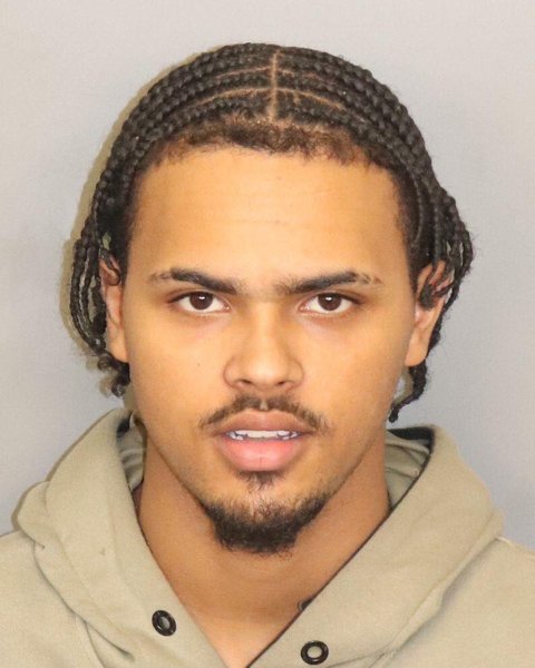 Mugshot of BRIAN TYLER BARNES