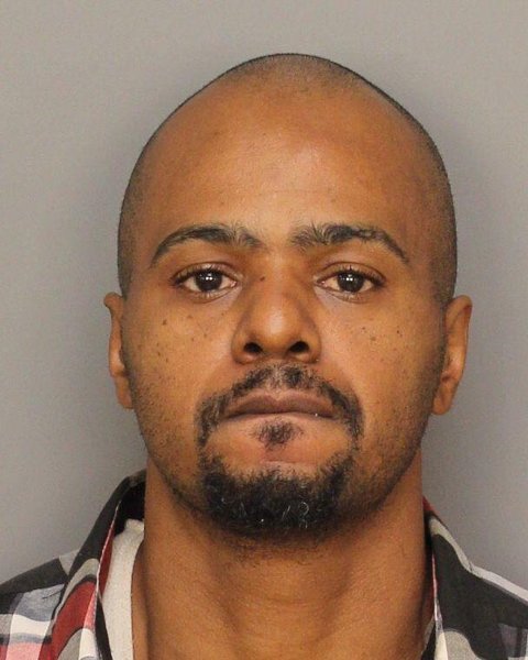 Mugshot of ROYRECUS DEWAYNE EDWARDS