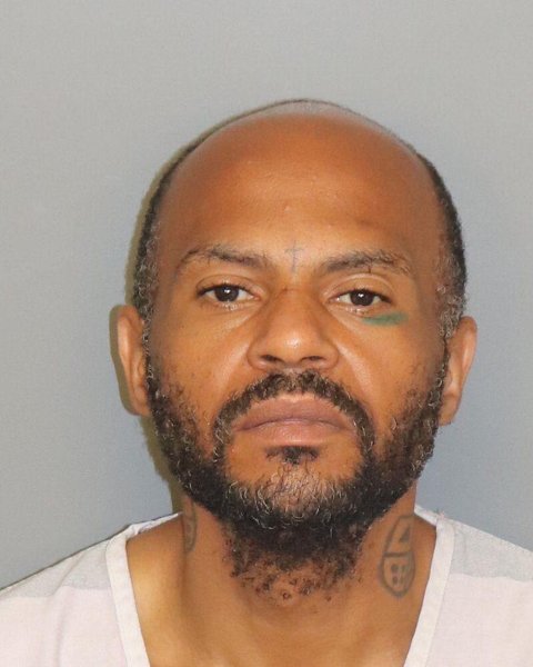 Mugshot of KAREEM HOLMES