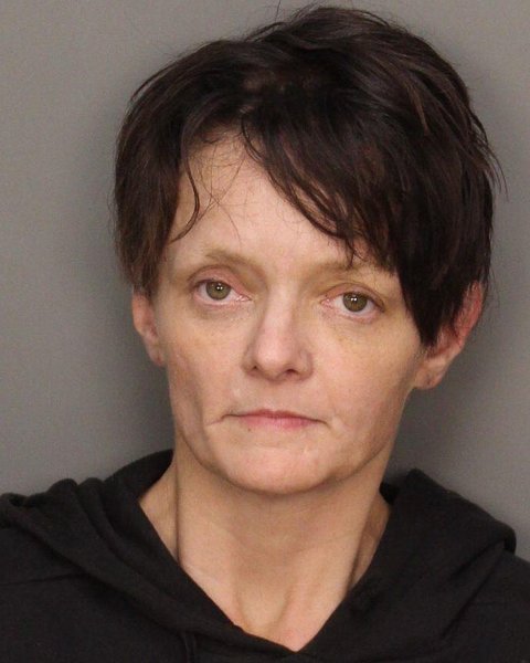 Mugshot of JENNIFER LYNN GAMBLE