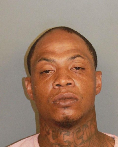 Mugshot of DARIUS LAMAR COATES