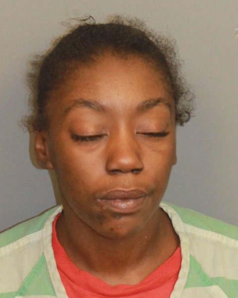 Mugshot of CYNTORIA NICHOLE FRAZIER